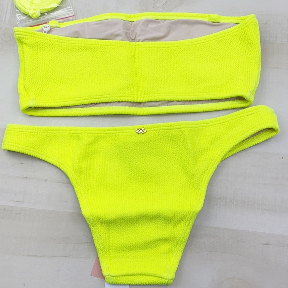 PILYQ PINEAPPLE TUBE BANDEAU NWT Bikini SET 
MED - Picture 3 of 14